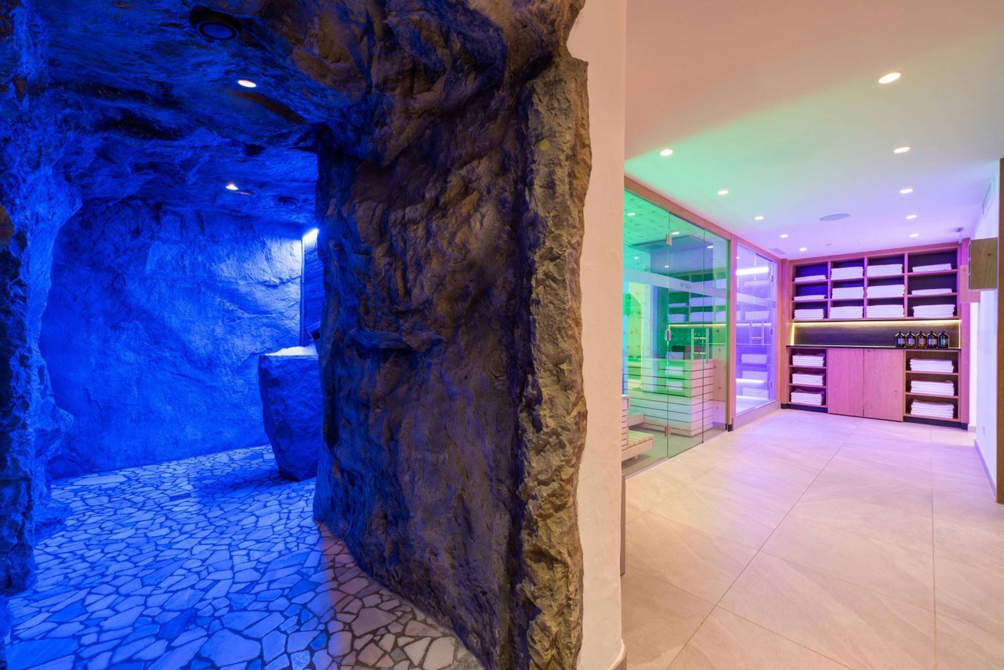 Hotel Troschana Флирш Экстерьер фото