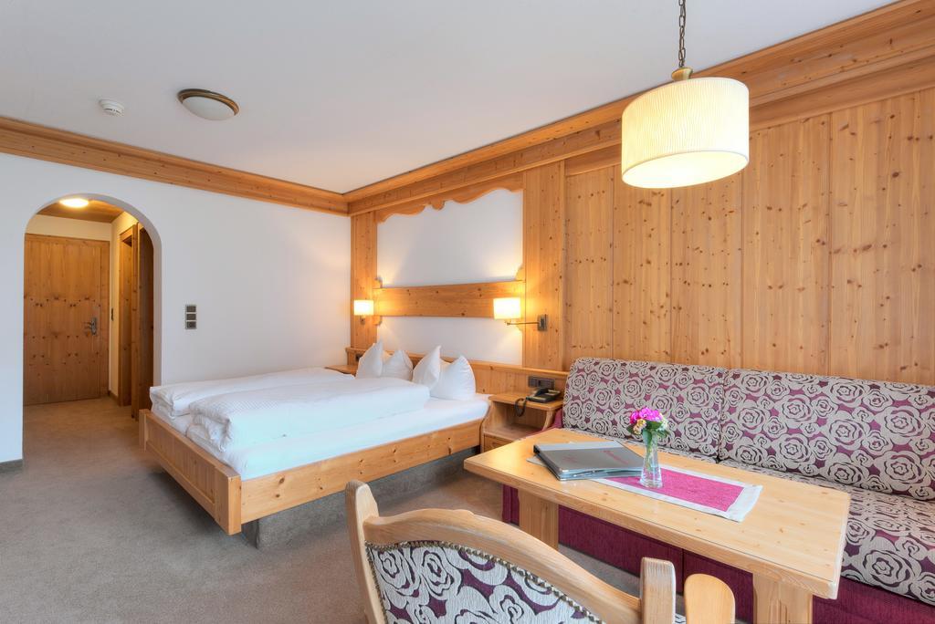 Hotel Troschana Флирш Экстерьер фото
