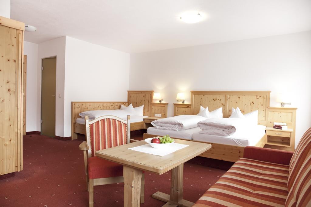 Hotel Troschana Флирш Экстерьер фото