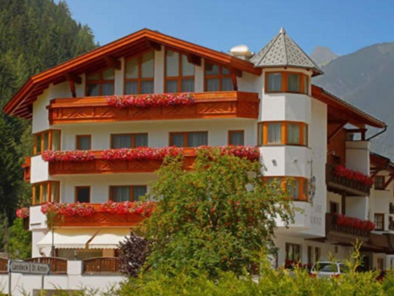 Hotel Troschana Флирш Экстерьер фото